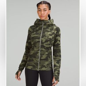Lululemon Scuba Full-Zip Hoodie in Camo